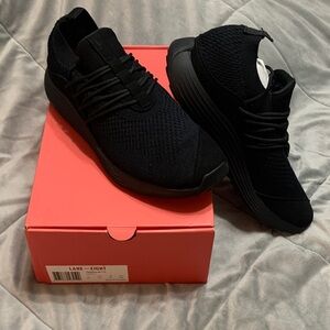 Lane Eight Men's Black Knit Sneakers
